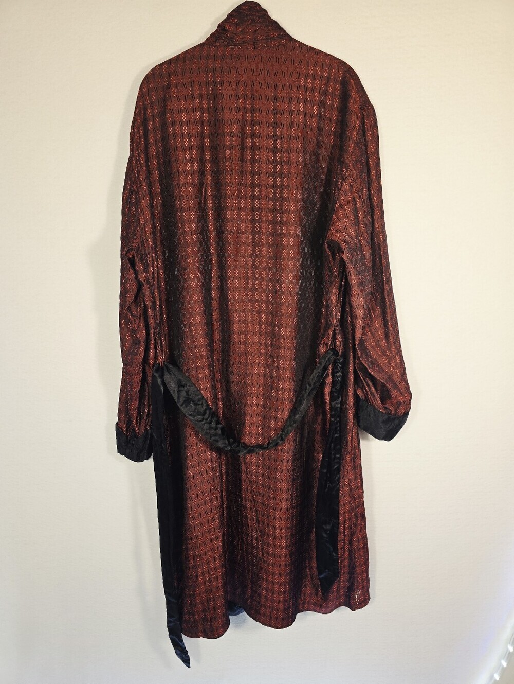McM Maroon Black Satiny Jacquard Victorian Gothic Smoking Robe. Mens L-xL - Picture 13 of 16